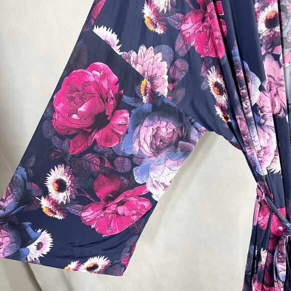 Cacique Dark Florals Soft Sleep Loungewear Robe Size Plus Size 26 - Picture 3 of 7